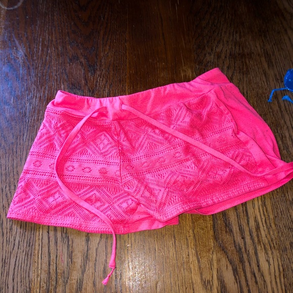 Pink Shorts - Picture 1 of 1